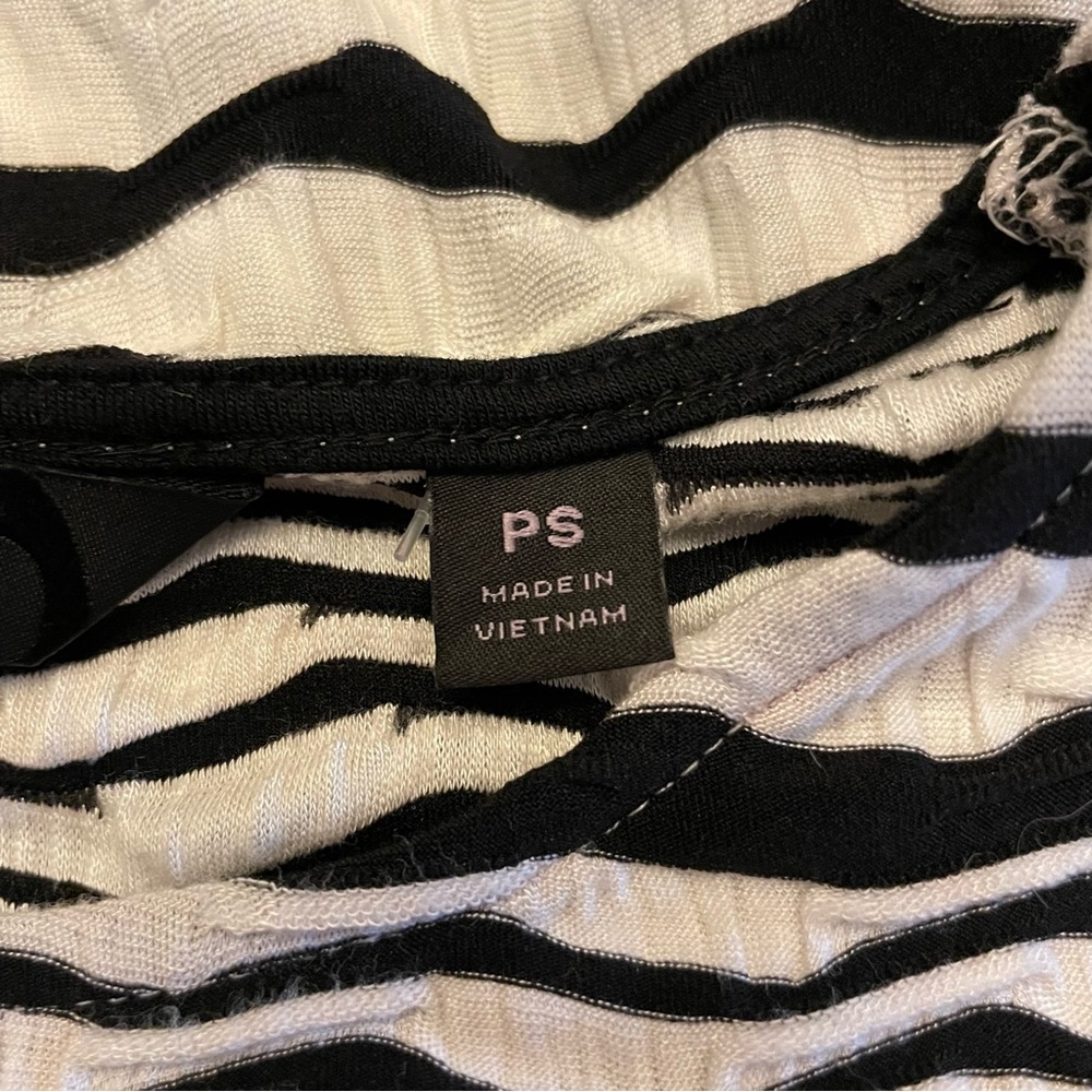 Investments Petites ¾ Sleeve Tunic Top.  Size PS - Picture 9 of 9
